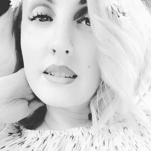 Meet your Posher, Tonya